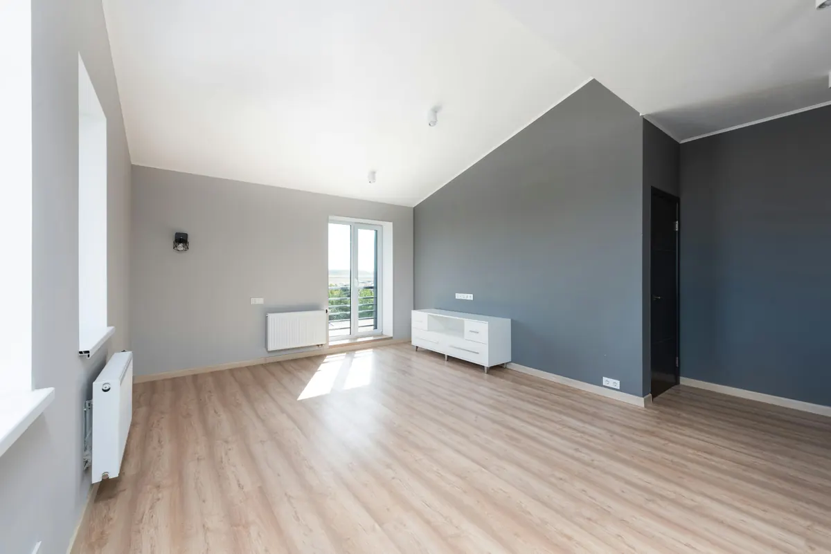 Painting work on a residential property in Arlington, TX